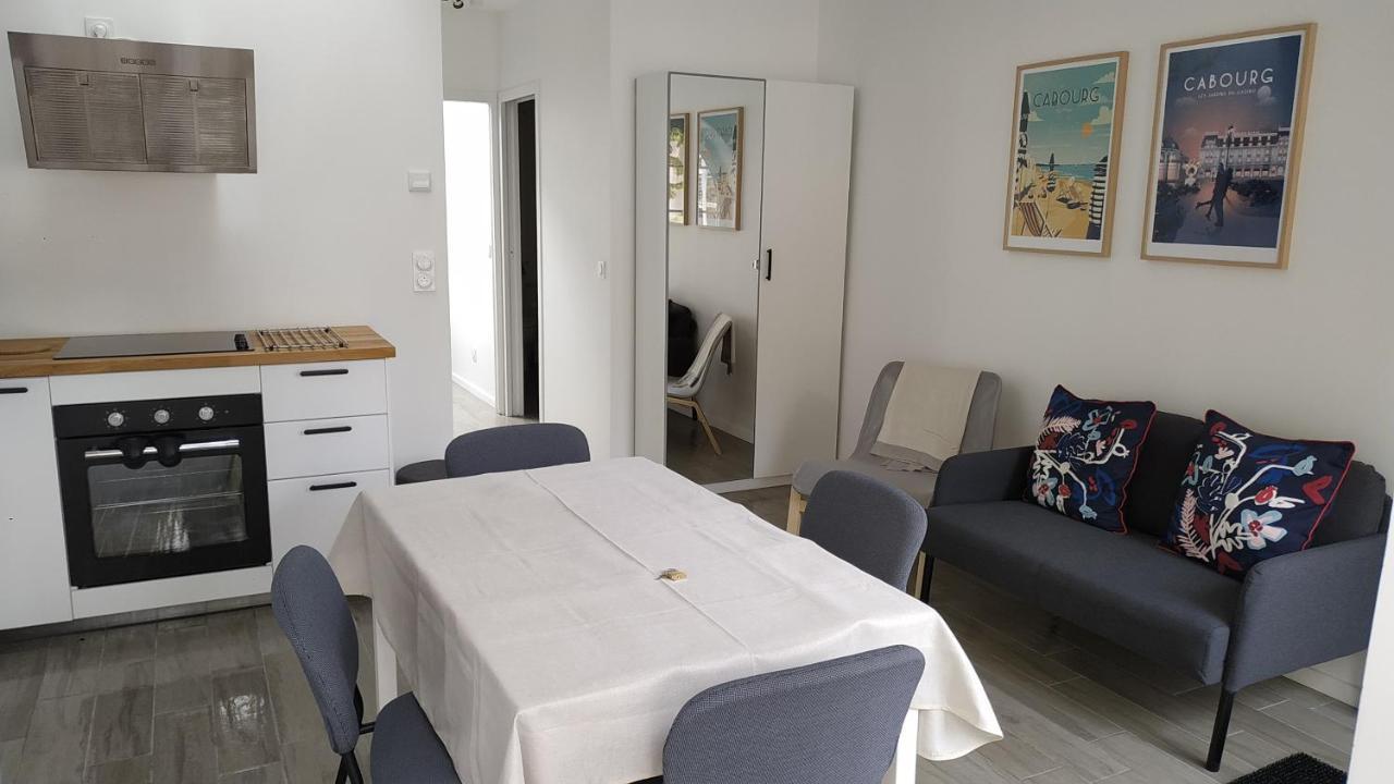 Charmant Et Lumineux Logement, Au Coeur De Cabourg Ngoại thất bức ảnh